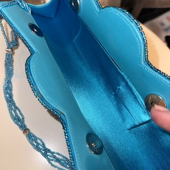 GORGEOUS  turquoise beaded and rhinestone wave clutch SHOWSTOPPER!! - Picture 5 of 10